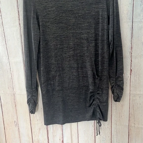 NWT Beyond Yoga ruched tunic hoodie - Picture 3 of 8